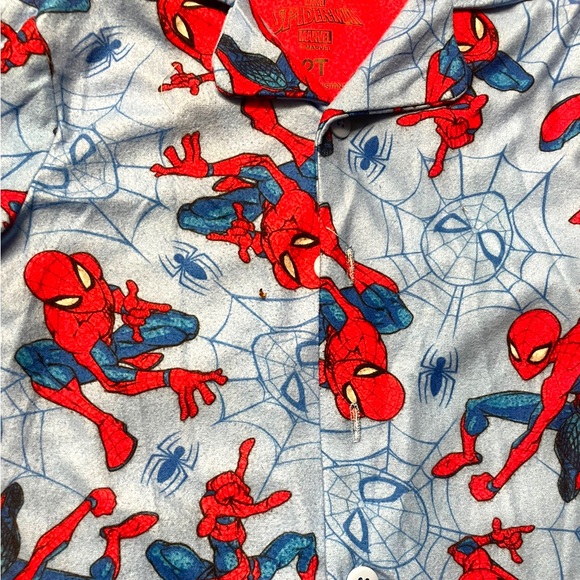 ✨ SPIDER-MAN PJ SHIRT✨ - Picture 3 of 4